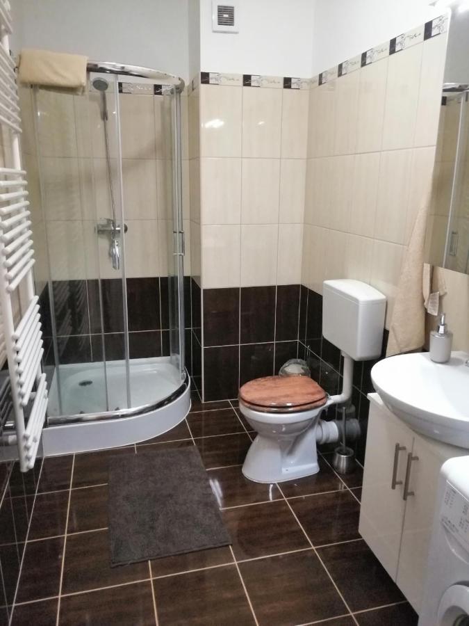 Boglarka Apartman Szeged Exterior photo